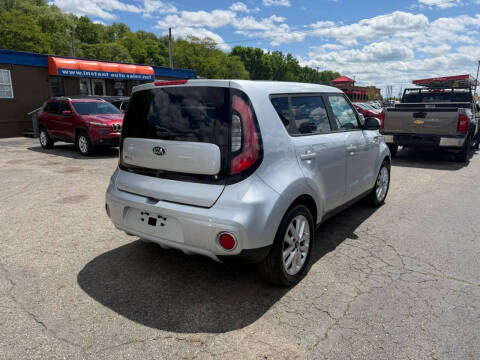 2019 Kia Soul +