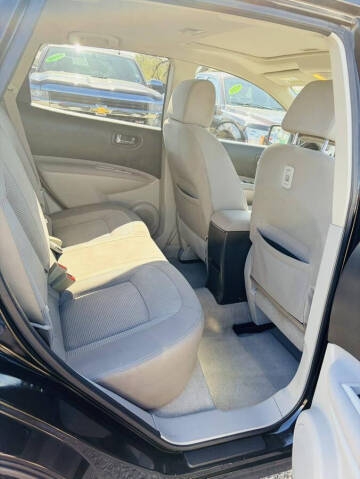 2013 Nissan Rogue SV