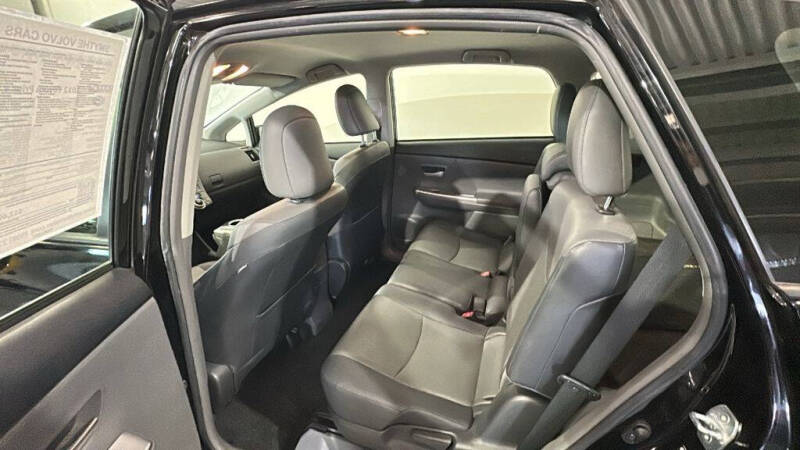 2012 Toyota Prius v Five