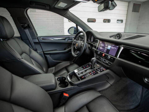 2024 Porsche Macan S