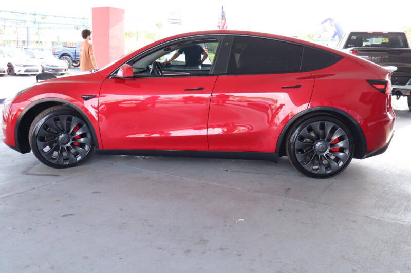 2023 Tesla Model Y Performance