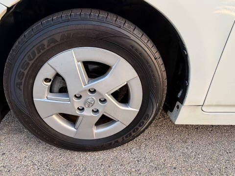 2011 Toyota Prius Two