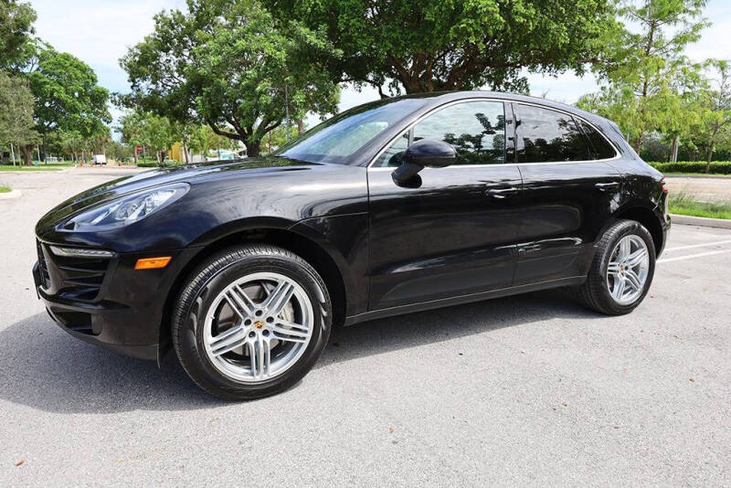 2015 Porsche Macan S