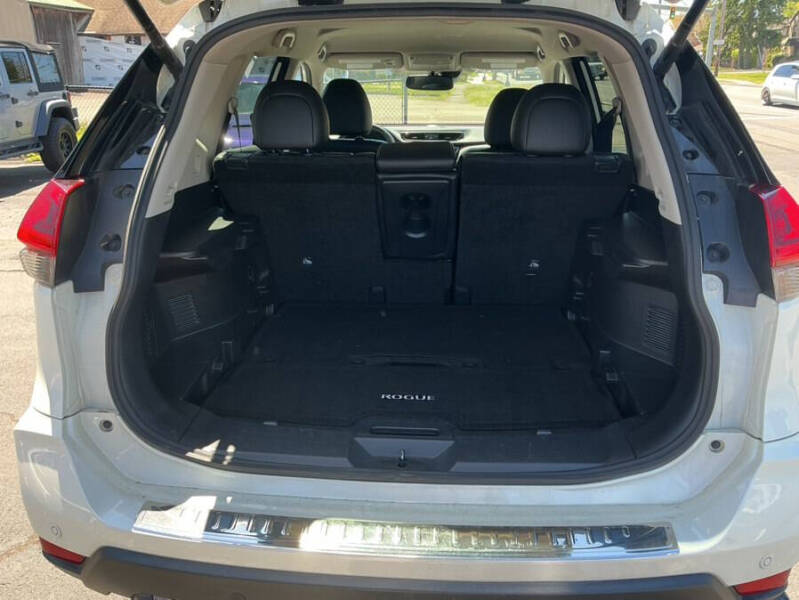 2020 Nissan Rogue