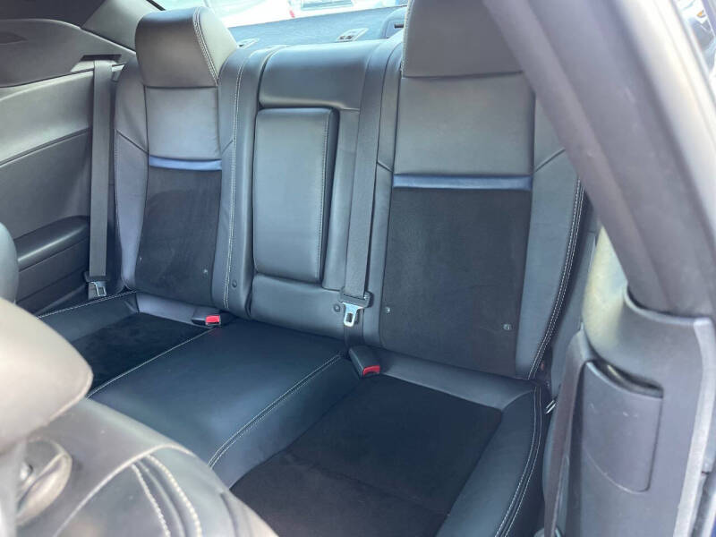 2014 Dodge Challenger SRT8