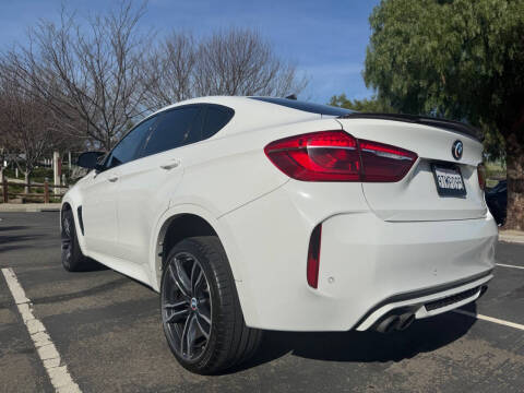 2016 BMW X6 M