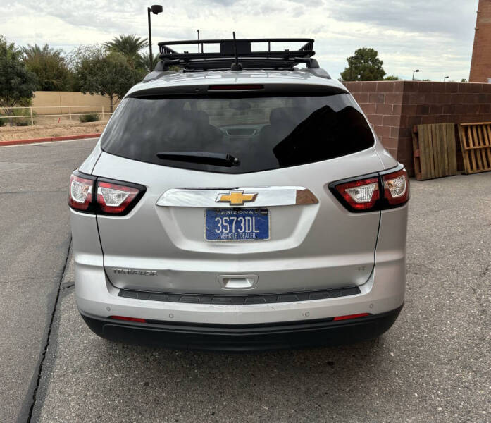 2017 Chevrolet Traverse LT