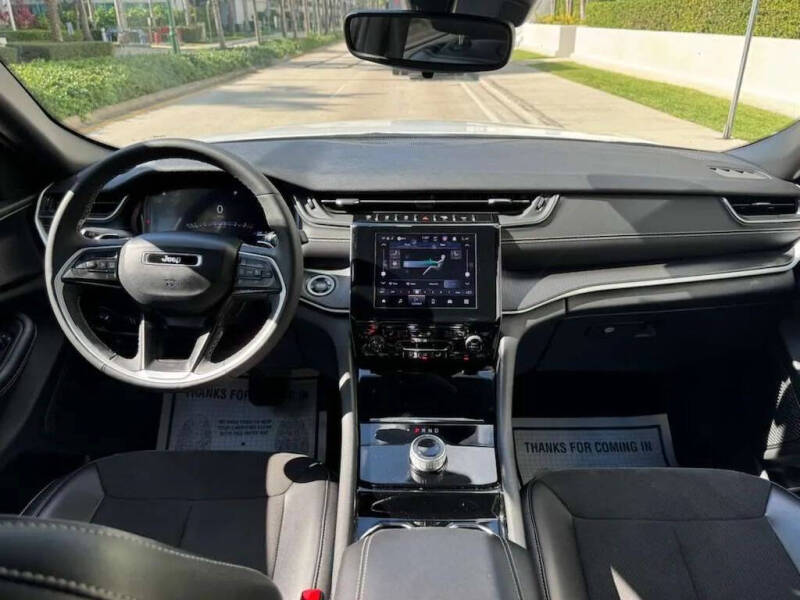 2023 Jeep Grand Cherokee L