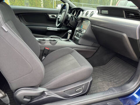 2019 Ford Mustang EcoBoost