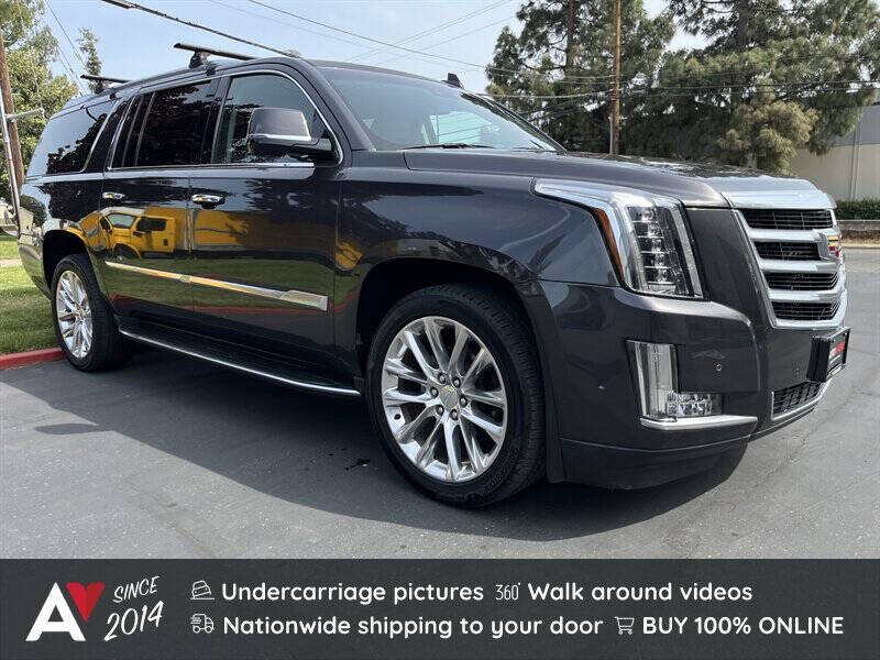 2017 Cadillac Escalade ESV Luxury