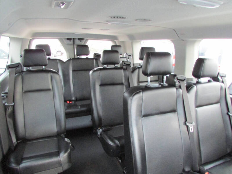 2020 Ford Transit 150 XL