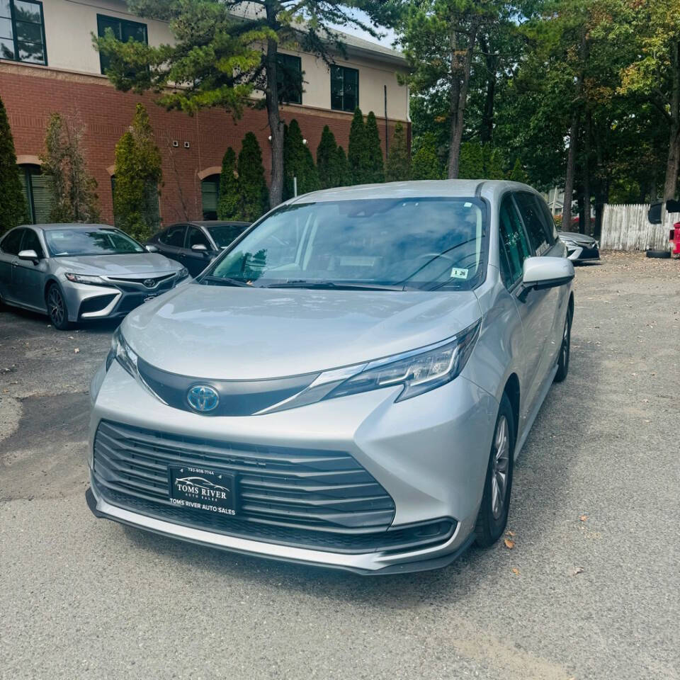 2021 Toyota Sienna for sale at Toms River Auto Sales in Lakewood, NJ