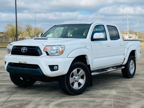 2014 Toyota Tacoma for sale at AUTO DIRECT Bellaire in Houston TX
