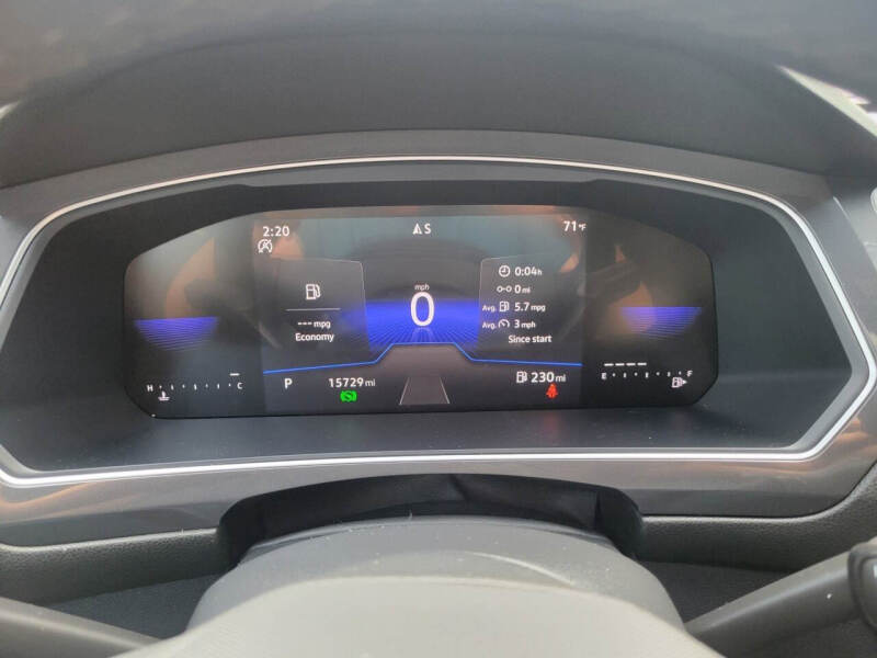 2023 Volkswagen Tiguan SE R-Line Black