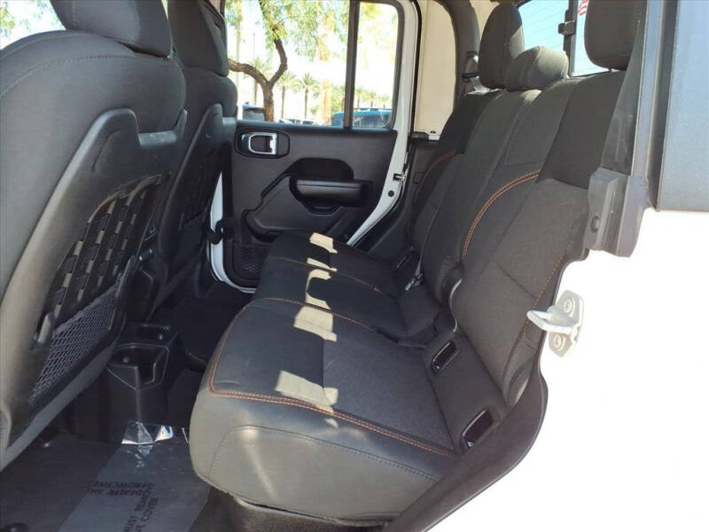 2021 Jeep Gladiator Mojave