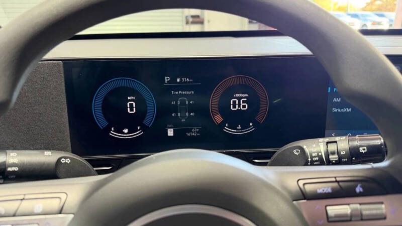 2024 Hyundai Kona SE