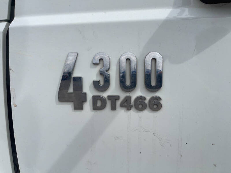 2004 International DuraStar 4300