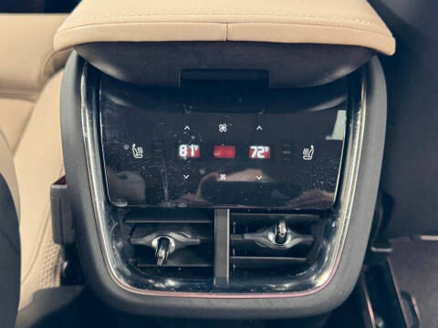 2025 Volvo EX90 Twin Plus 7P