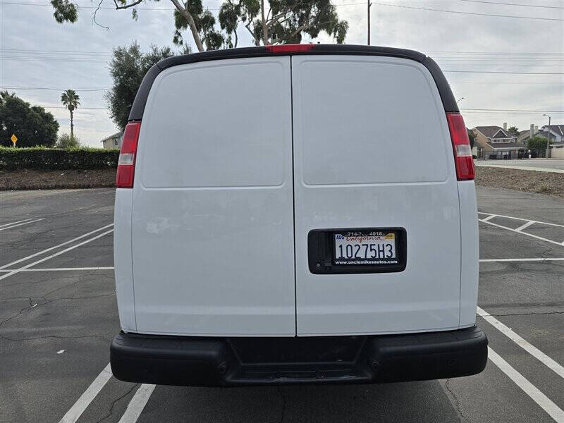 2021 Chevrolet Express 2500