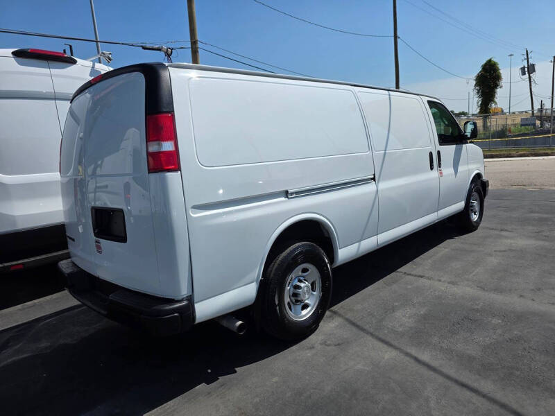 2019 Chevrolet Express 3500