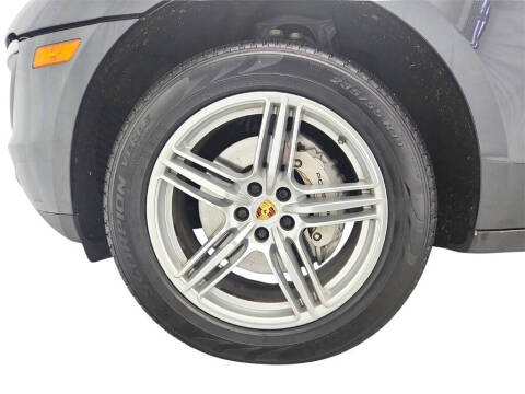 2017 Porsche Macan S