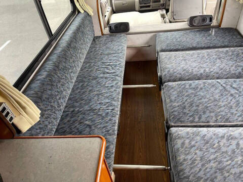 1997 Isuzu Elf Camper