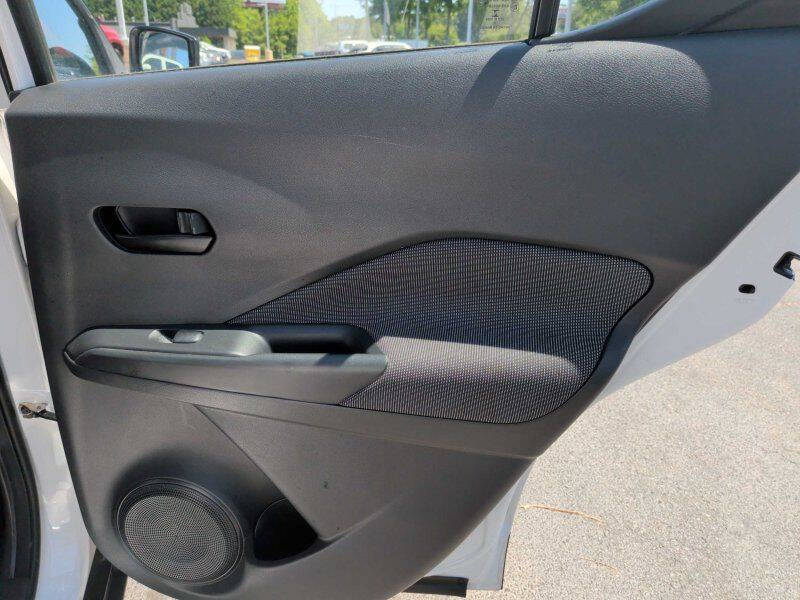 2020 Nissan Kicks S