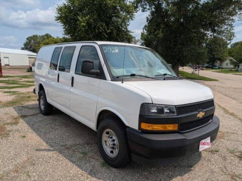 2022 Chevrolet Express 2500