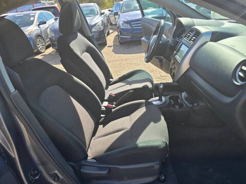 2019 Nissan Versa SV