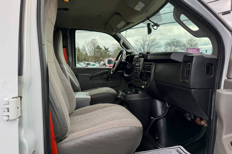 2018 Chevrolet Express 2500