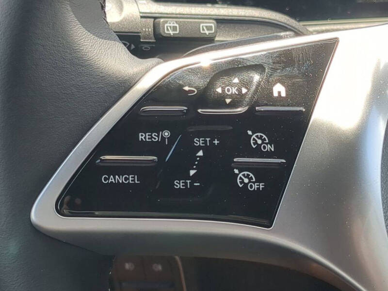 2025 Mercedes-Benz GLB GLB 250