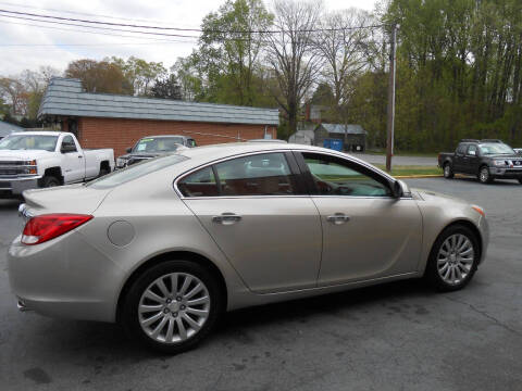 2013 Buick Regal Premium 1