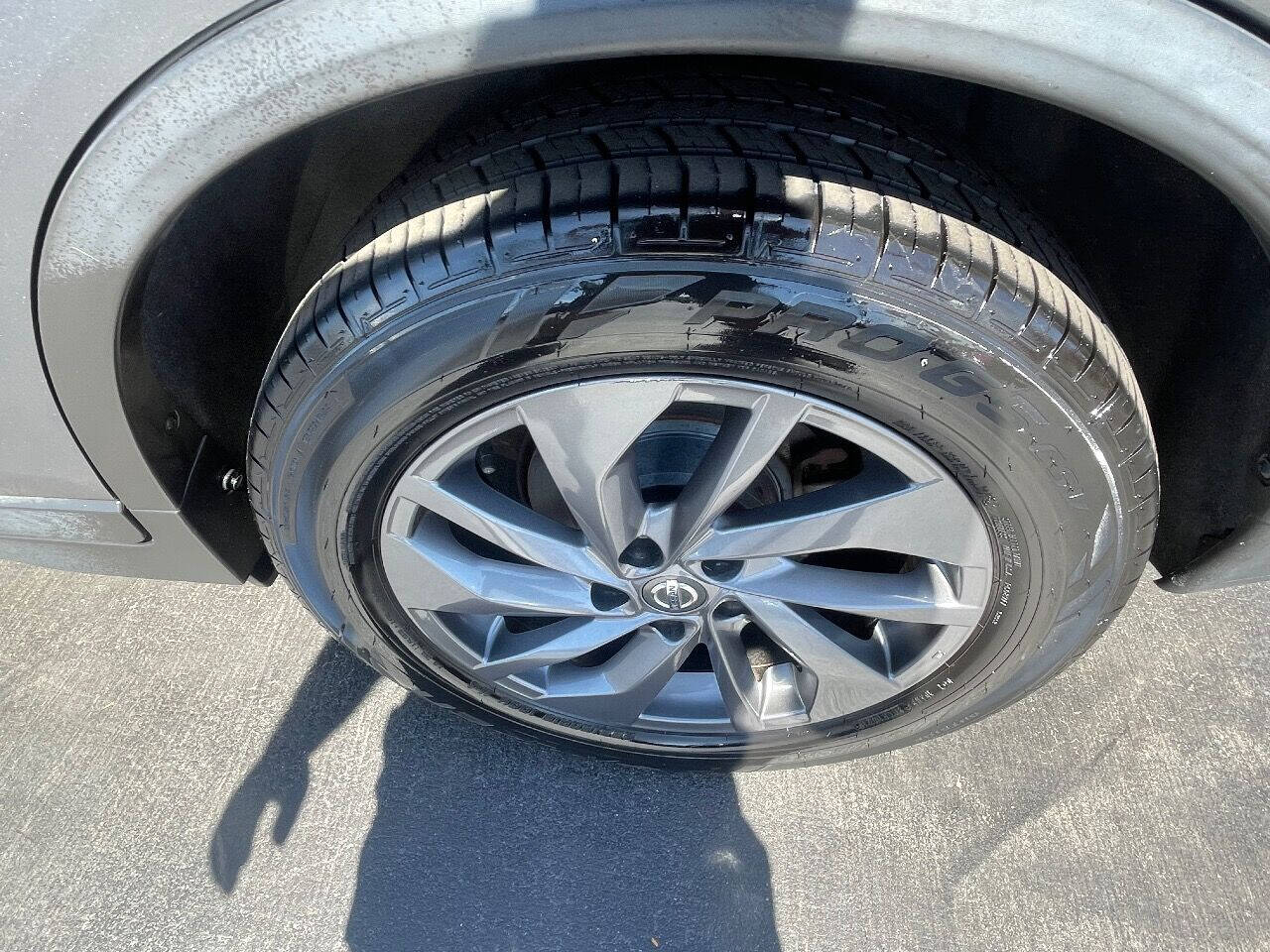 2016 Nissan Rogue  - $13,900