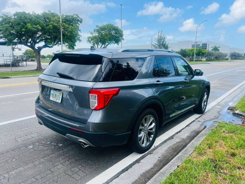 2022 Ford Explorer Limited