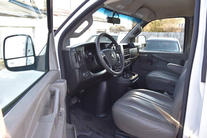 2018 Chevrolet Express 2500