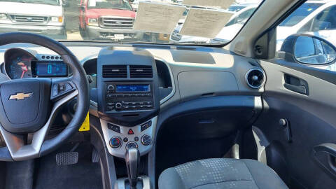 2016 Chevrolet Sonic LS Auto