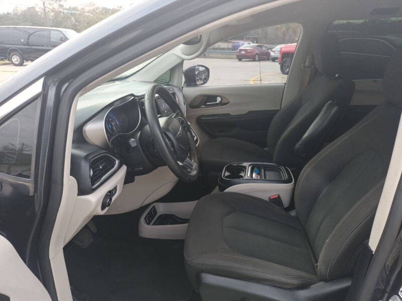 2020 Chrysler Pacifica Touring