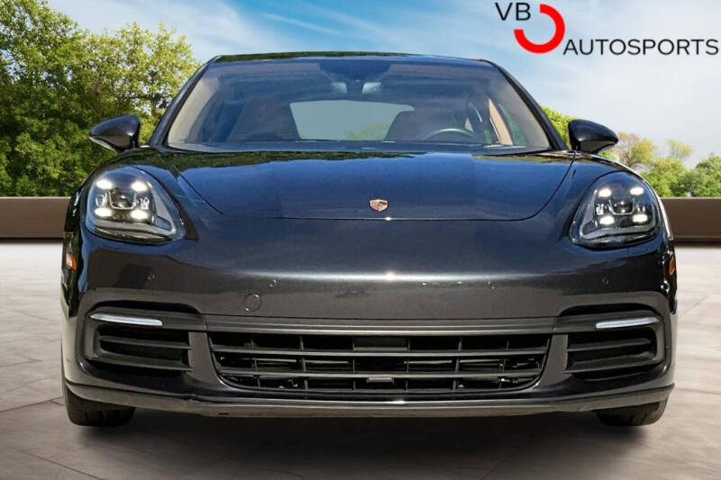 2018 Porsche Panamera