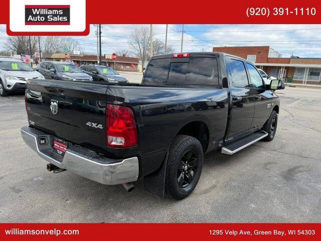 2017 RAM 1500 SLT