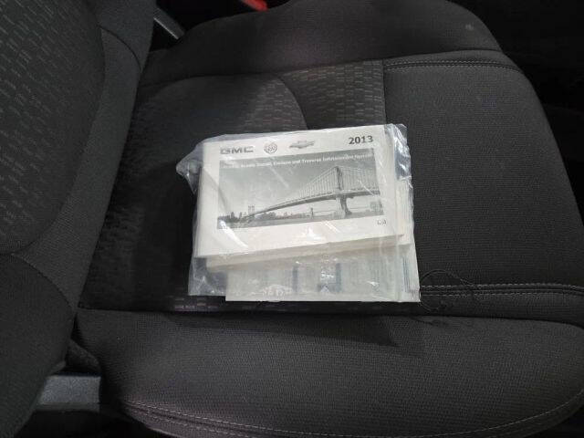 2013 GMC Acadia SLE-2