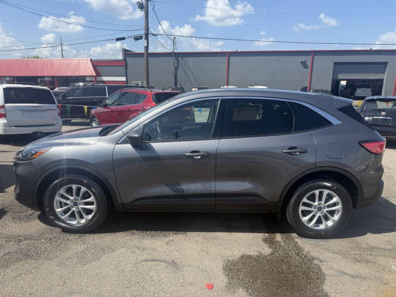 2022 Ford Escape Hybrid SE