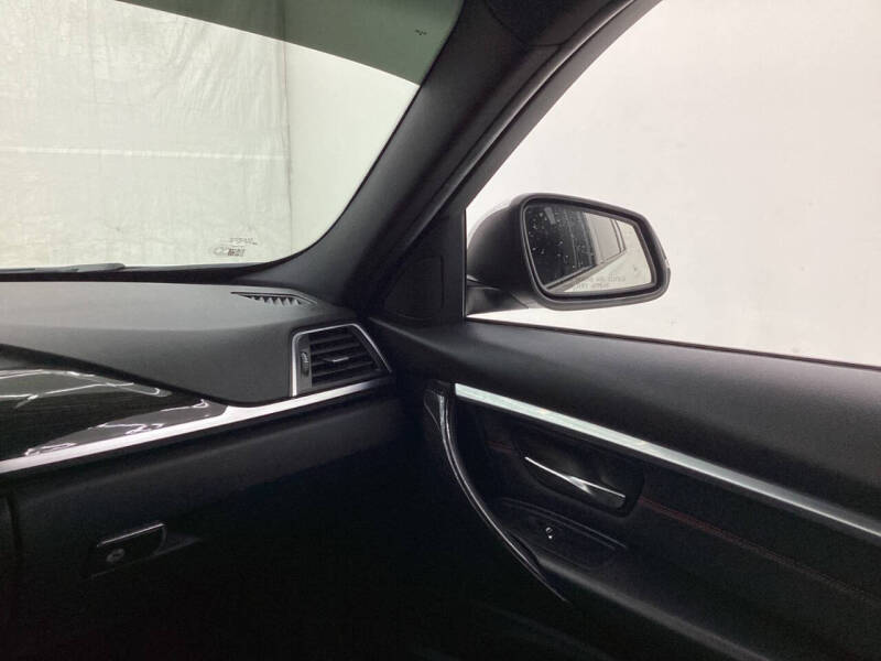 2016 BMW 3 Series 328i