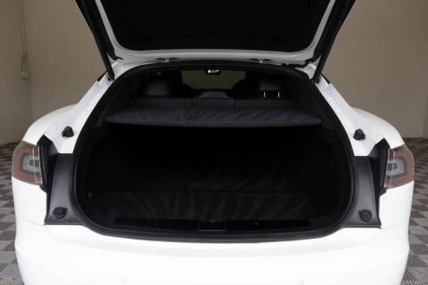 2021 Tesla Model S Plaid