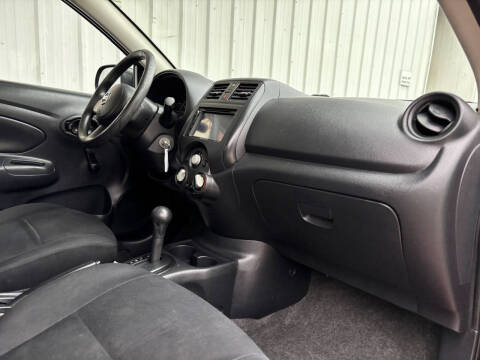 2014 Nissan Versa 1.6 S Plus