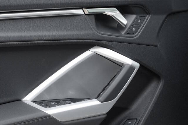 2025 Audi Q3 quattro S line Premium 45 TFSI