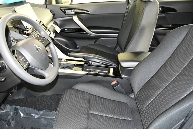 2026 Mitsubishi Eclipse Cross LE