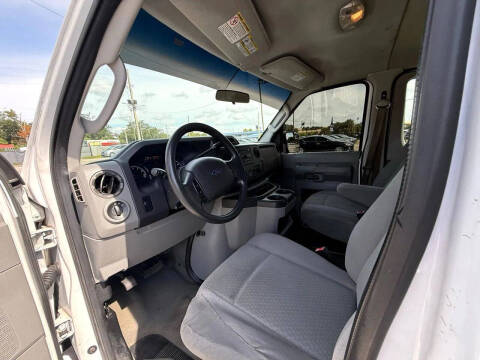 2011 Ford E-Series E-150