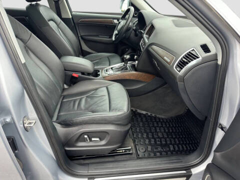 2016 Audi Q5 2.0T quattro Premium Plus