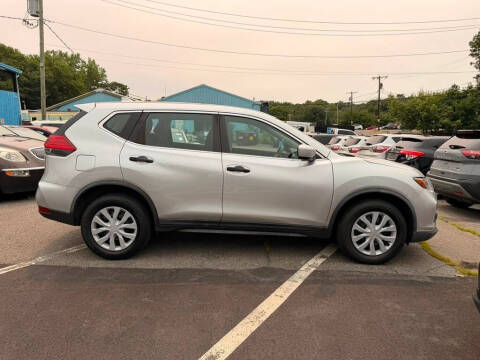 2017 Nissan Rogue S