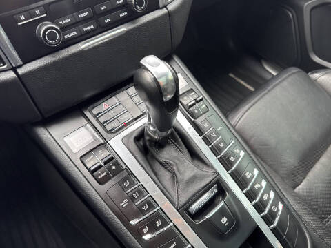 2017 Porsche Macan GTS